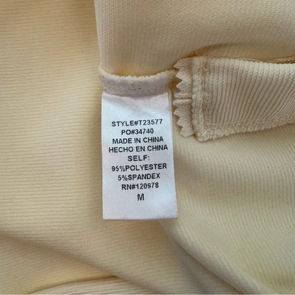 ✨ Entro Cream Short Set (Top + Shorts) - Size Medium 💫 - Picture 8 of 16